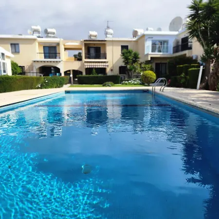 Seaside Private Garden Terrace Bbq And Pool * Paphos